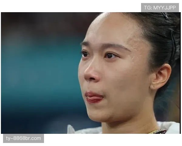 朱雪莹真是反差萌高手，上场像战神，下场点外卖秒变宅女？