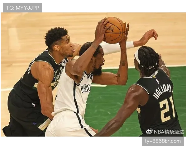 洛佩斯无球牵制力改变雄鹿进攻结构